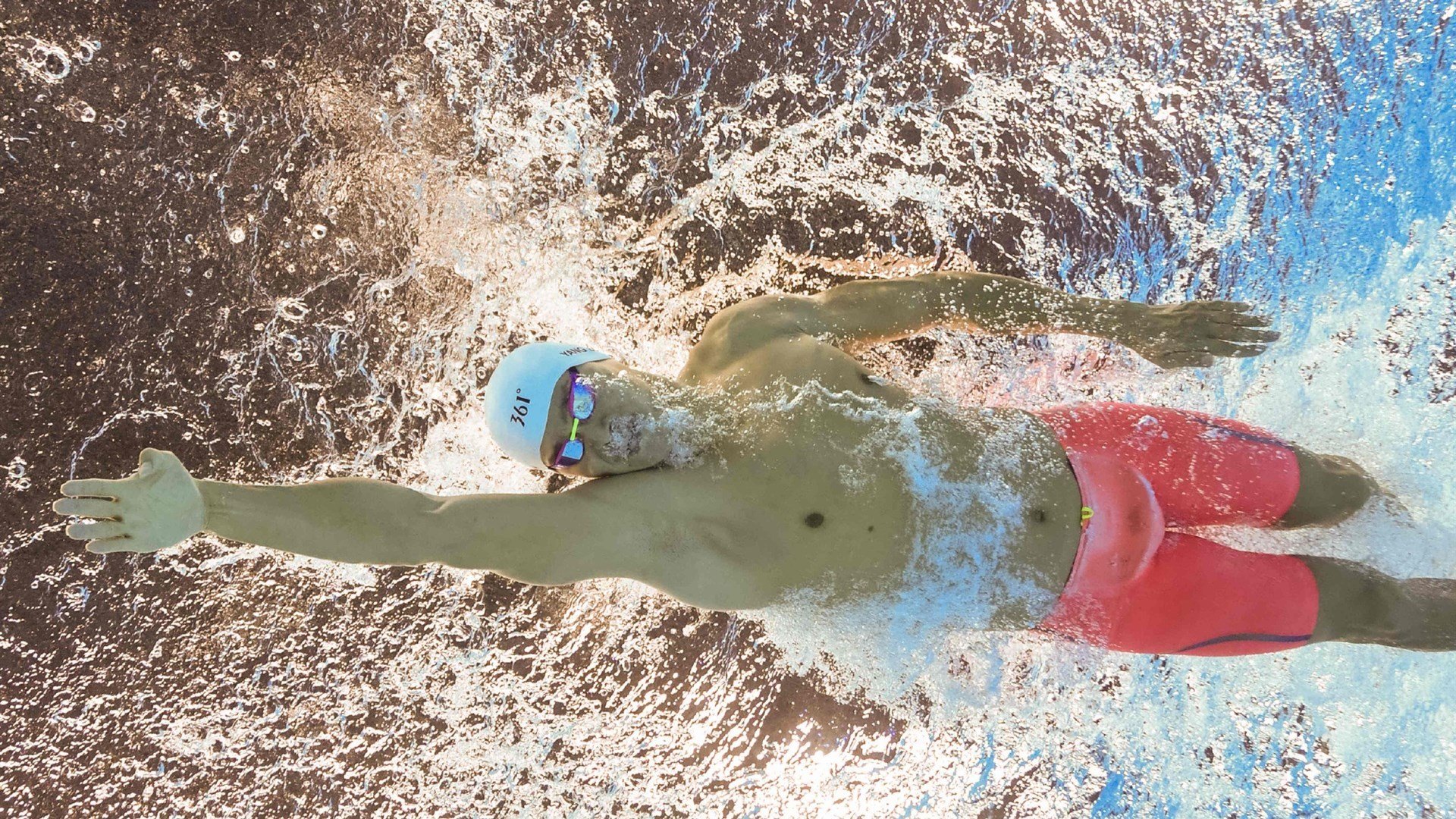 帆船冬训营在海南开营百余学员参训,海南帆船训练基地